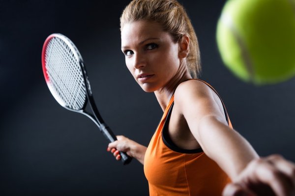 Pourquoi inscrire son enfant dans une école de tennis ? Tout savoir sur cette activité ludique et sportive